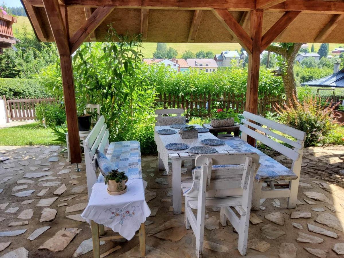 Chalupa Pod Lysou - Apartma 4Rooms Рокитнице над Ийзероу Екстериор снимка